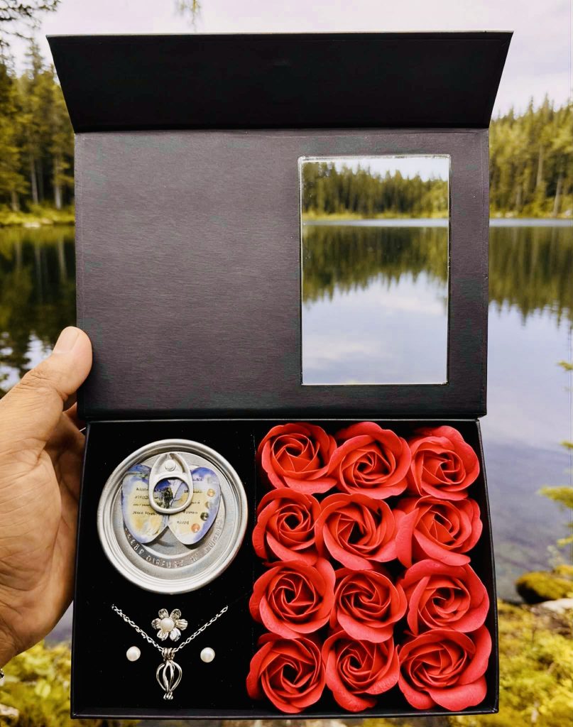 eternal roses & love pearl – luxury gift box (combo)